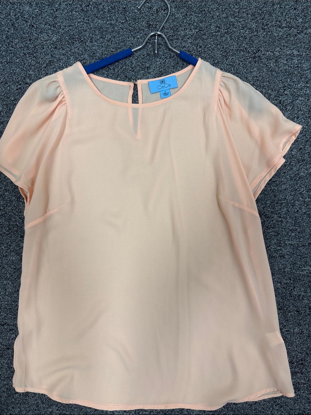 CeCe Peach Short Sleeve Keyhole Blouse